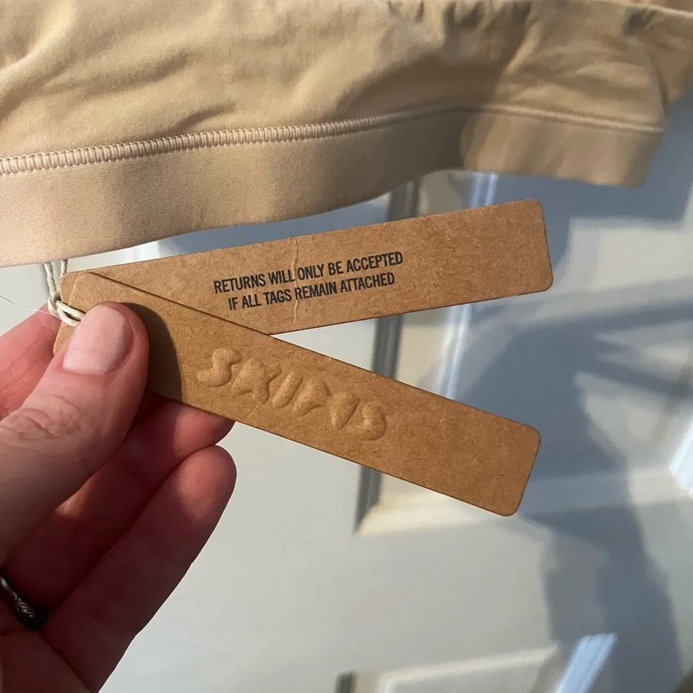 NWT Skims Fits Everybody TRIANGLE BRALETTE - Picture 6 of 7